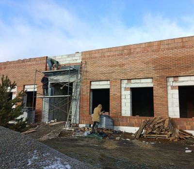 Торгово-складское, одноэтажное офисное здание